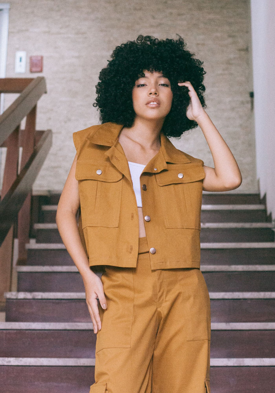 Aventura Vest Camel