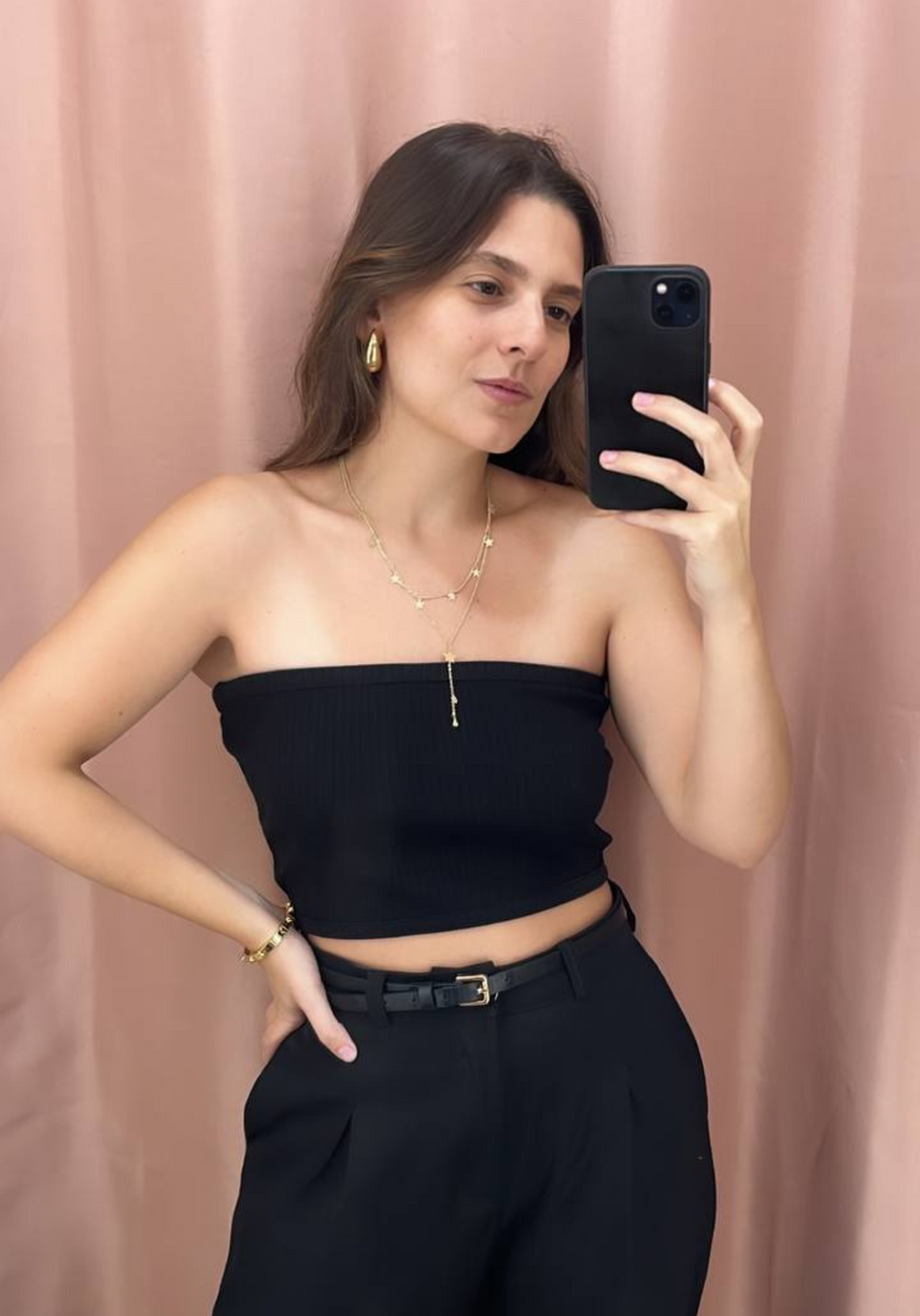 Black Crop-Top