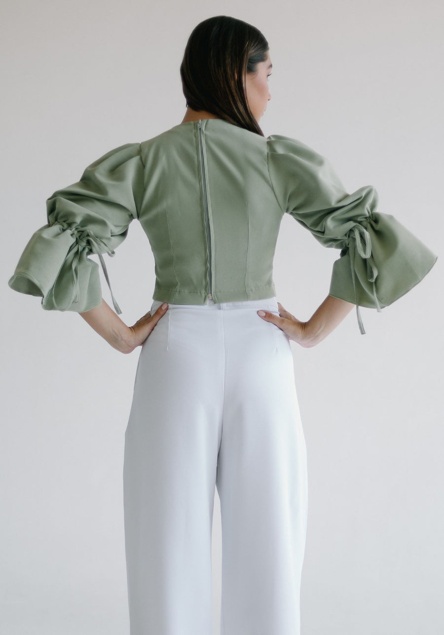 Princess top extra puff sleeves light green