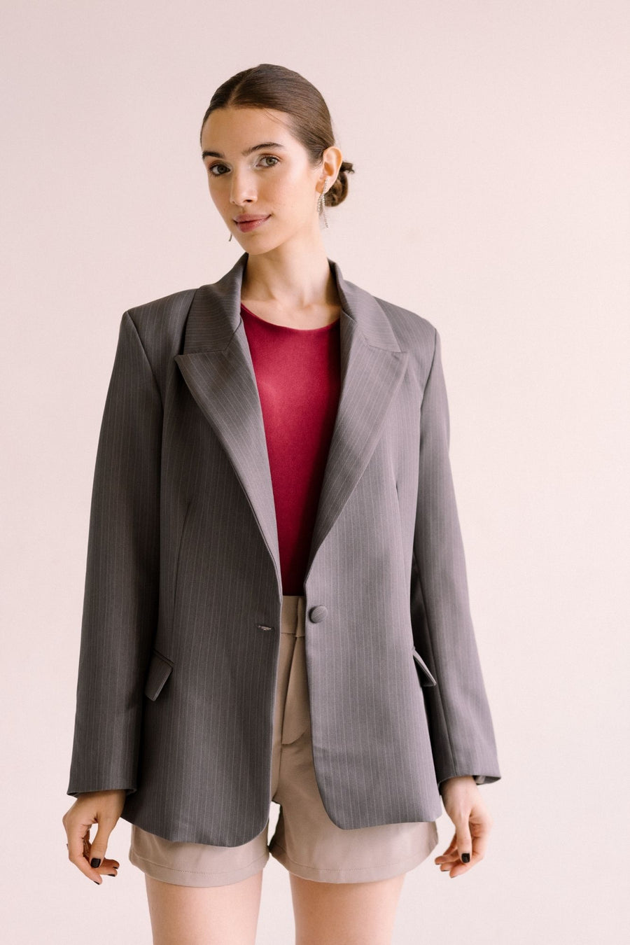 Blazer oversized rayas gris oscuro