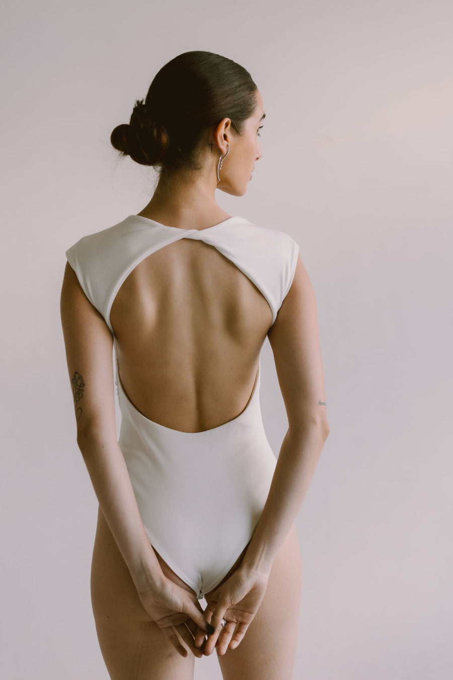 Body camila blanco back