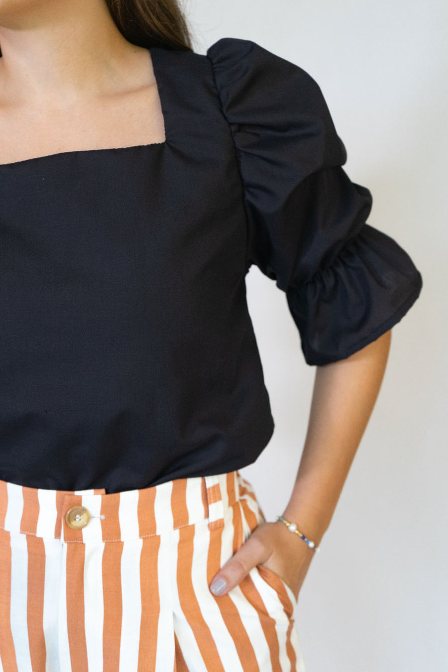 Elegancia Blouse Black